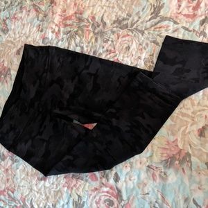 Black Camo Lululemon Capris